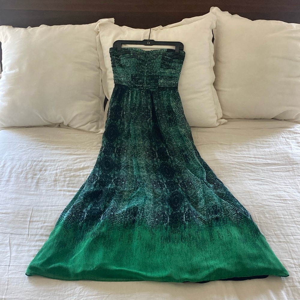 Gorgeous maxi, strapless dress from Moulinette Soeurs